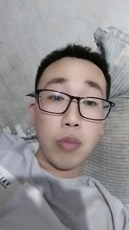 喜欢比我大的女人的第一张照片--包头相亲服务中心