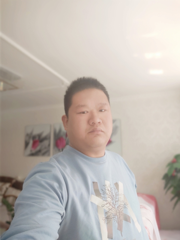 别无选择的第一张照片--包头相亲服务中心