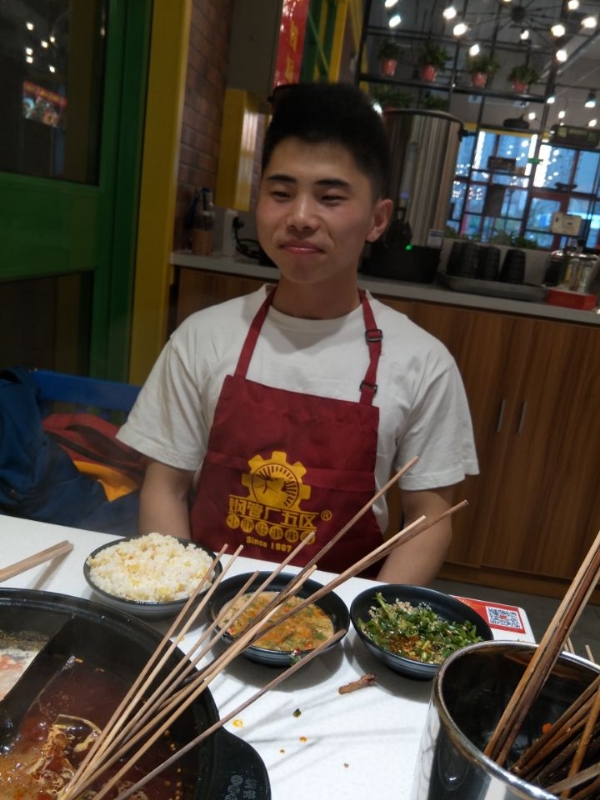 明晨的第一张照片--包头相亲服务中心