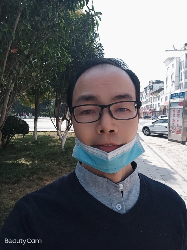 开心生活的第一张照片--包头相亲服务中心