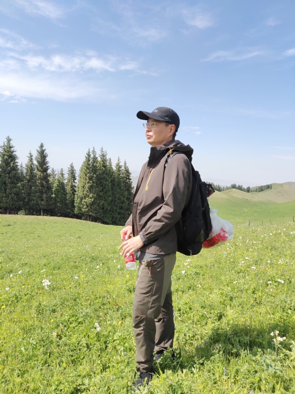 野丁的第一张照片--包头相亲服务中心