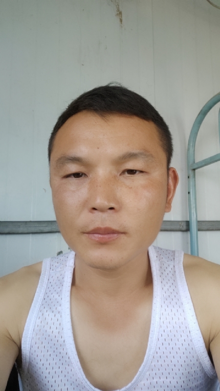 善良的人的第一张照片--包头相亲服务中心