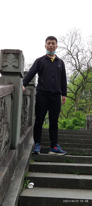 翁的第一张照片--包头相亲服务中心