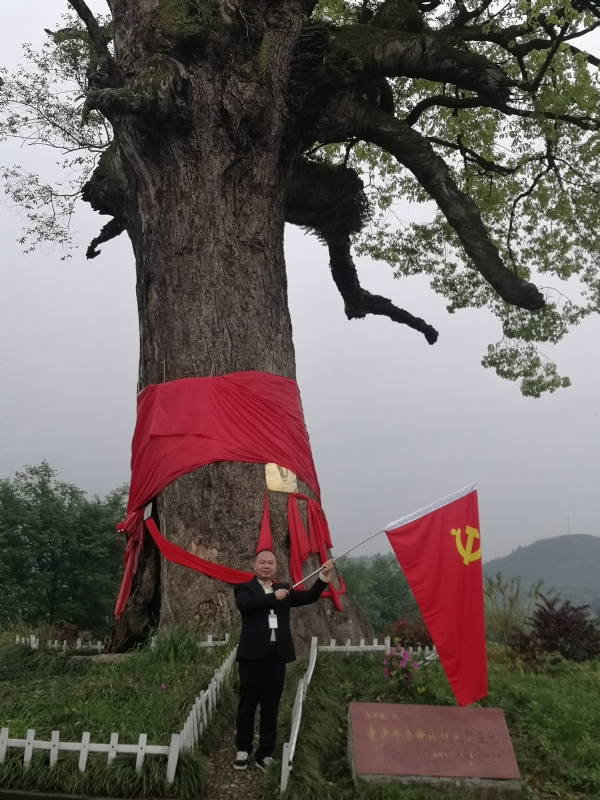 辉辉的第一张照片--包头相亲服务中心