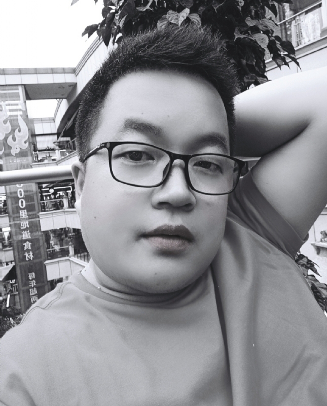 2公子的第三张照片--包头相亲服务中心