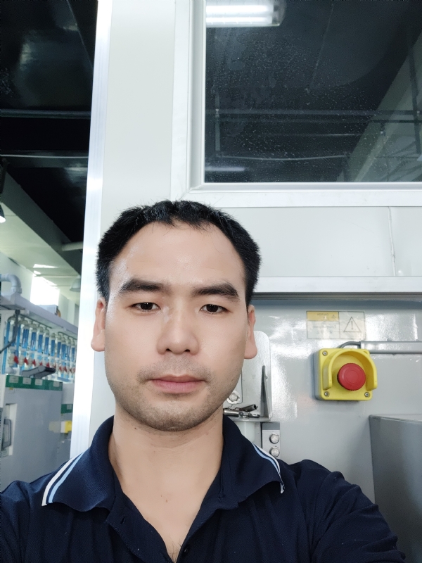 黄伟的第一张照片--包头相亲服务中心