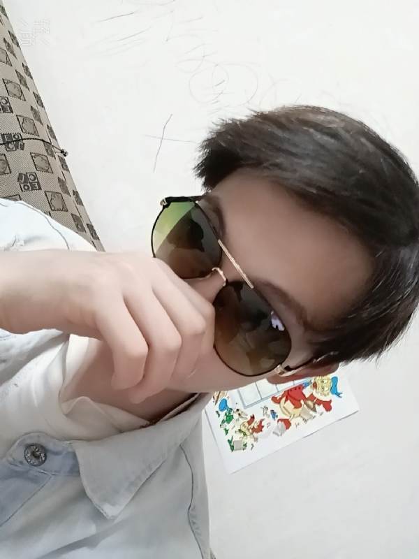 染七的第一张照片--包头相亲服务中心