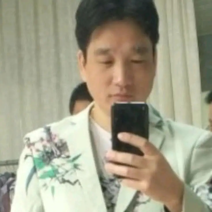 雪山飞狐的第一张照片--包头相亲服务中心