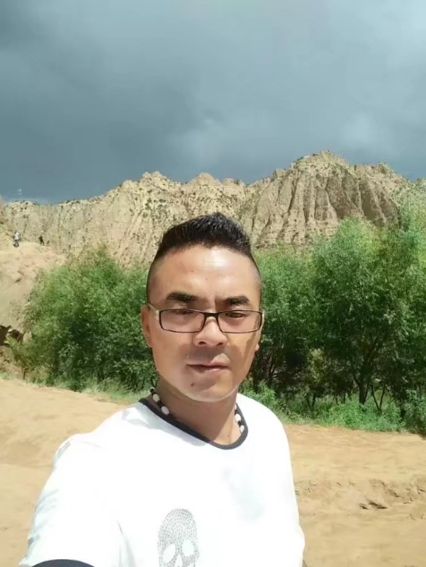 无情的沙尘暴的第一张照片--包头相亲服务中心