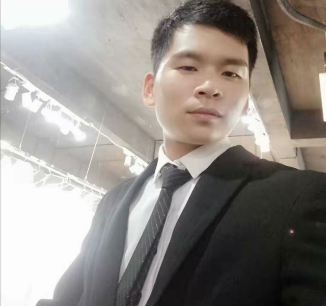 凌晨三点三分的第三张照片--包头相亲服务中心