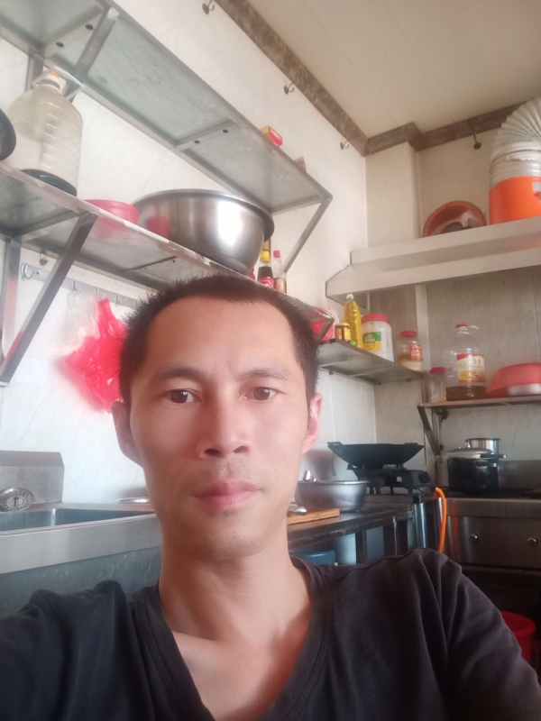 生活还在继续的第一张照片--包头相亲服务中心