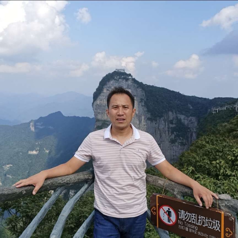 爱人的第一张照片--包头相亲服务中心