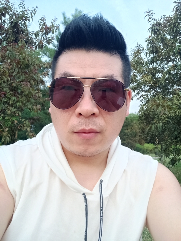 等风来的第二张照片--包头相亲服务中心