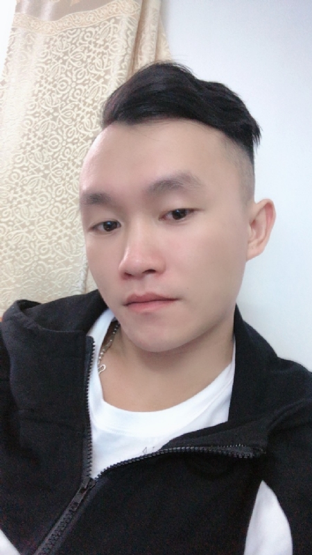 士多啤梨的第一张照片--包头相亲服务中心