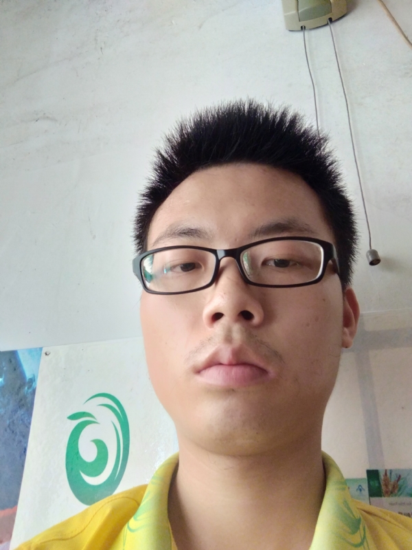 舒荷的第一张照片--包头相亲服务中心