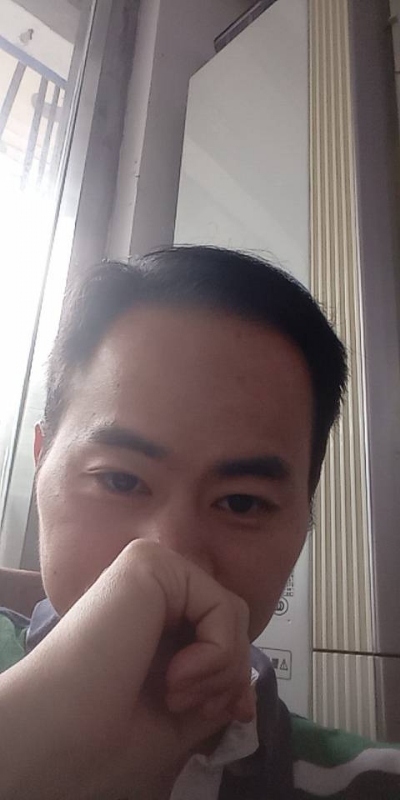 90年大叔的第一张照片--包头相亲服务中心