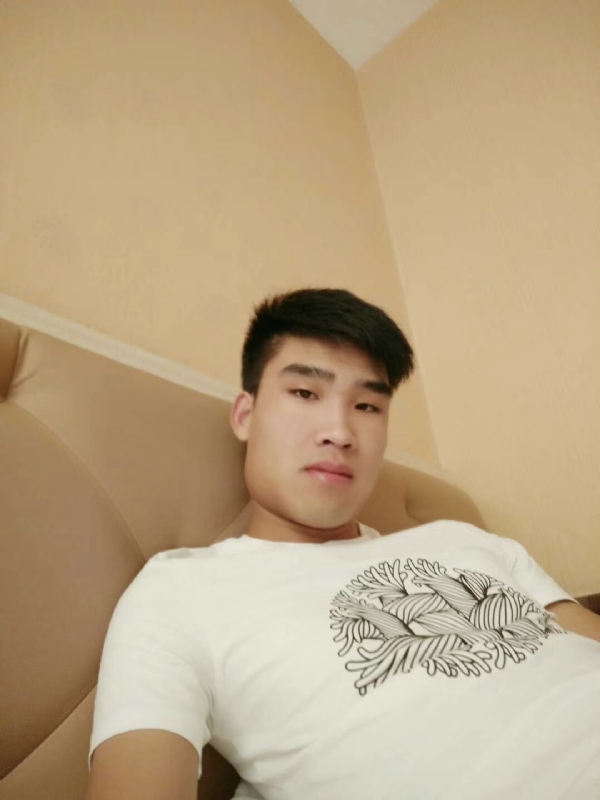 谁不曾孤单上路的第一张照片--包头相亲服务中心