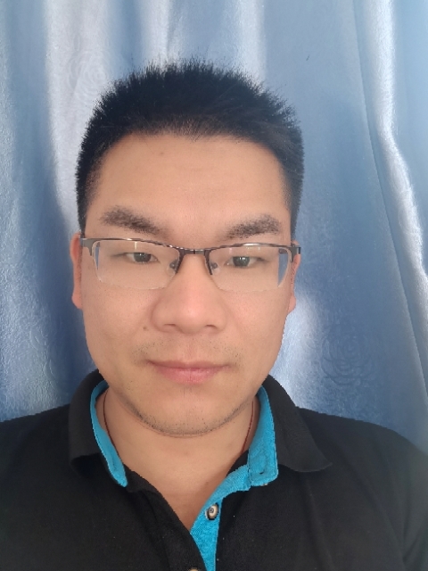 朱先生的第一张照片--包头相亲服务中心