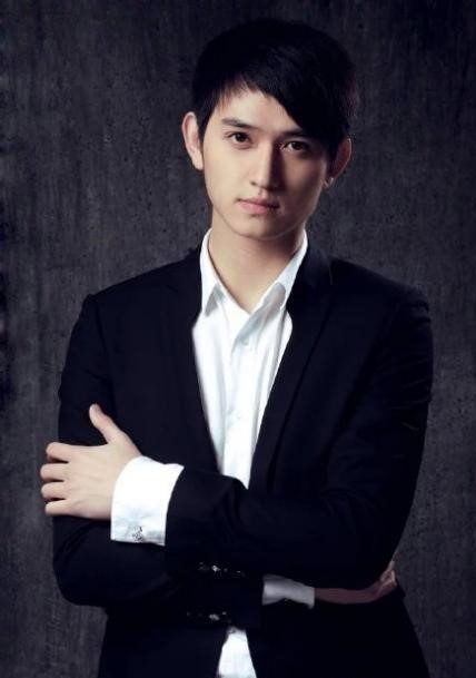 夏天的第一张照片--包头相亲服务中心