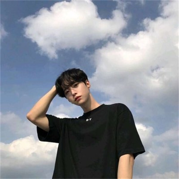 不忘初心的第一张照片--包头相亲服务中心