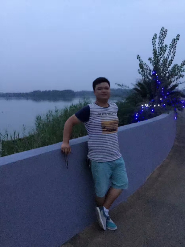 RLC的第一张照片--包头相亲服务中心