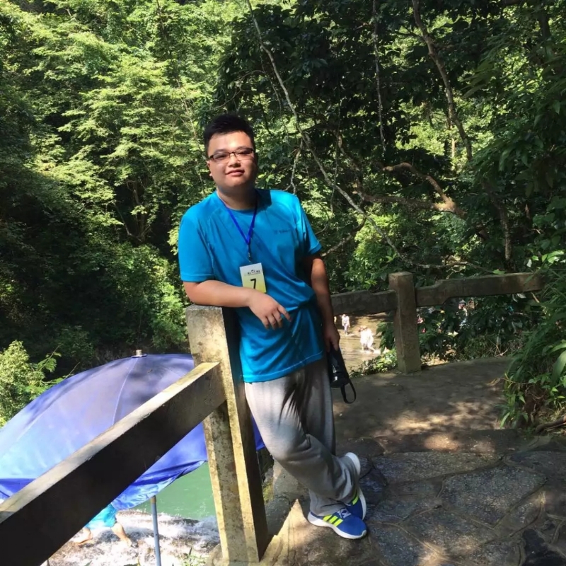 RLC的第二张照片--包头相亲服务中心