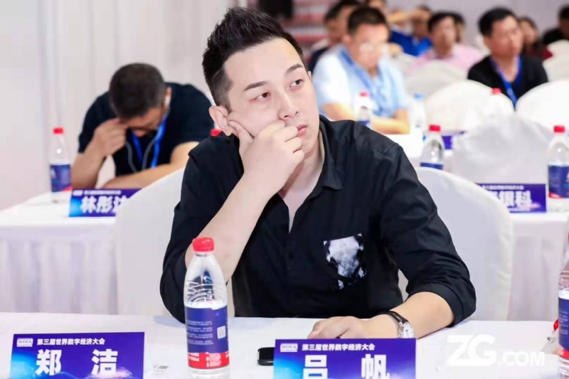 一生摯愛的第一张照片--包头相亲服务中心