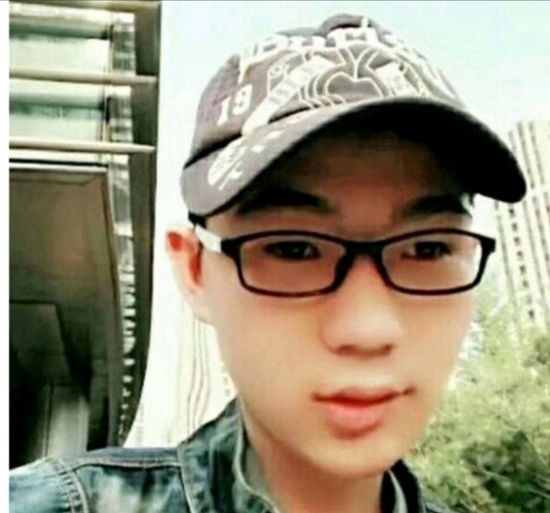 小霪虫的第三张照片--包头相亲服务中心