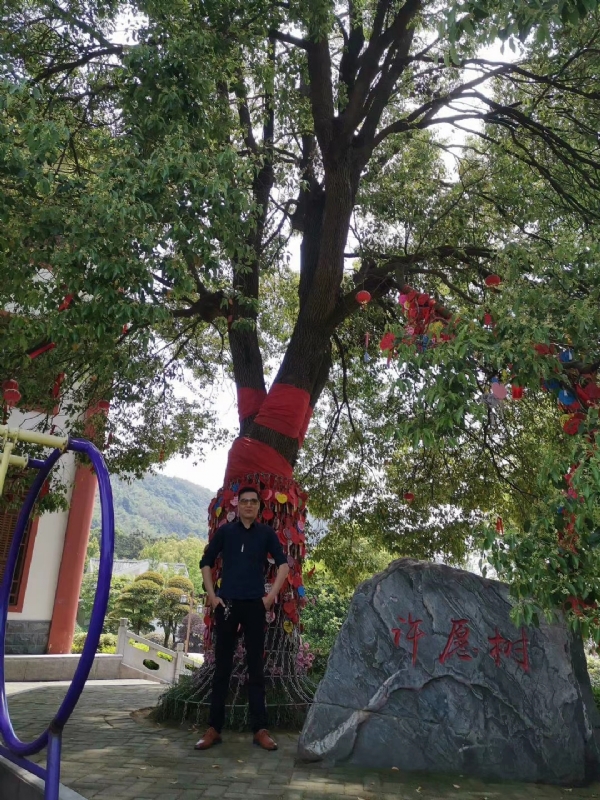 霸气的第一张照片--包头相亲服务中心