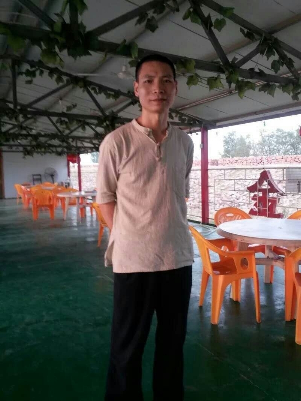 周哥的第三张照片--包头相亲服务中心