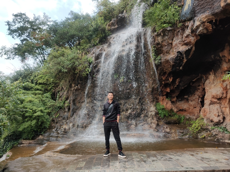 缘的第一张照片--包头相亲服务中心