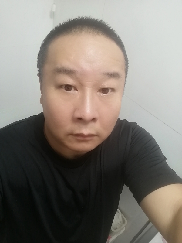 一束光的第一张照片--包头相亲服务中心