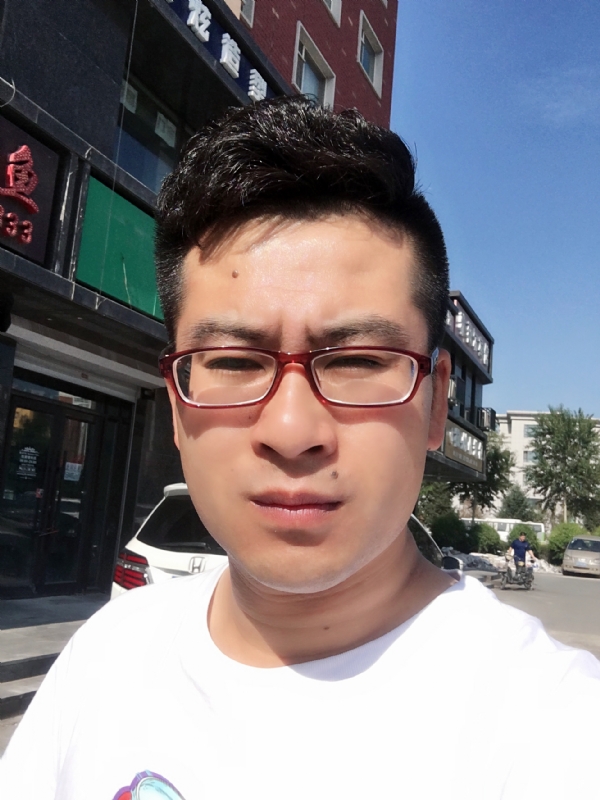 AA首席的第一张照片--包头相亲服务中心