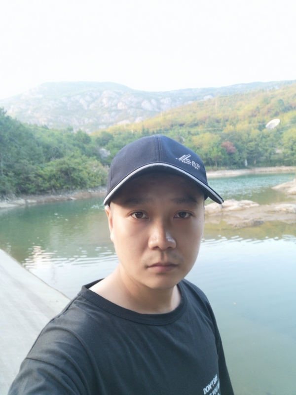 夜晚的第一张照片--包头相亲服务中心