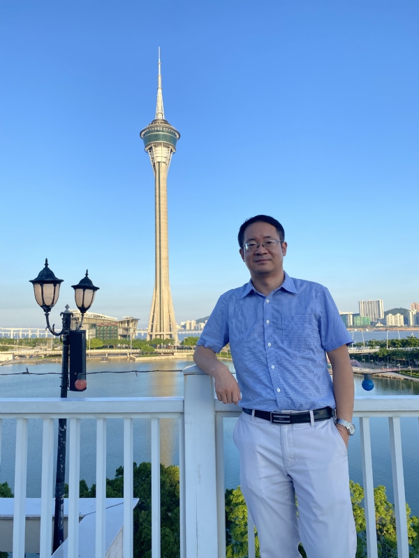 Yangyi的第二张照片--包头相亲服务中心