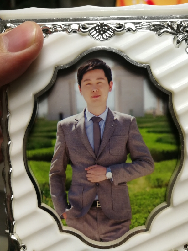 蓝色经典的第一张照片--包头相亲服务中心