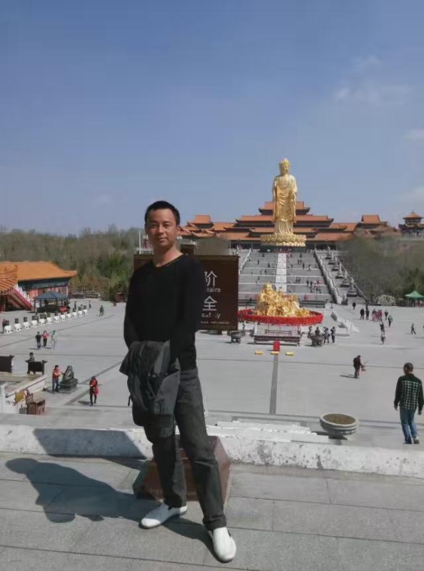 恺哥哥的第一张照片--包头相亲服务中心