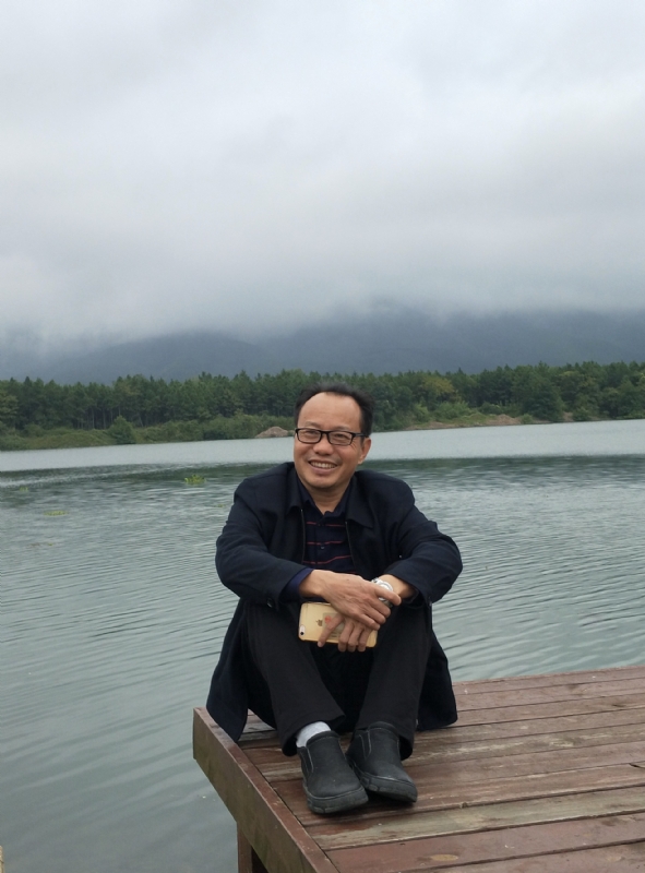 老牛的第一张照片--包头相亲服务中心