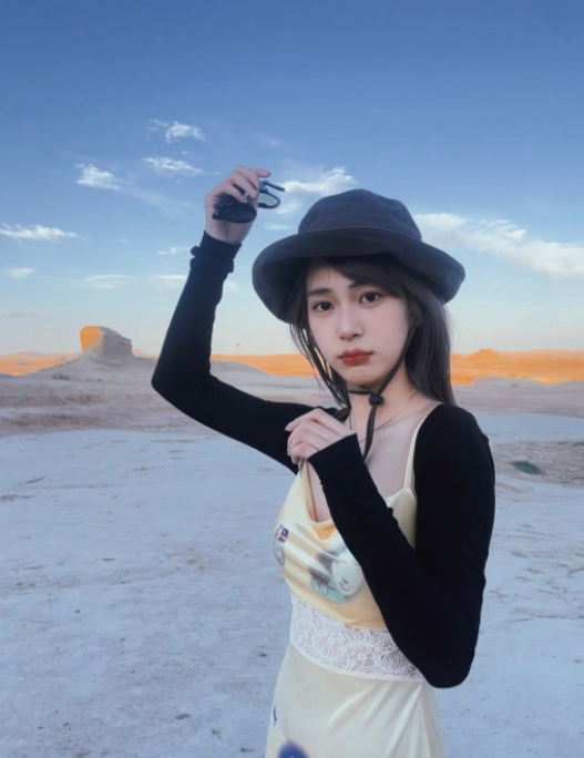 英姐的第一张照片--包头相亲服务中心