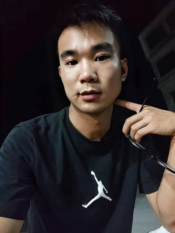 时光所致的第一张照片--包头相亲服务中心