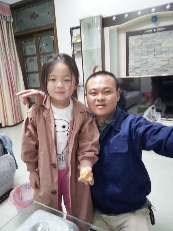 凡凡的第一张照片--包头相亲服务中心