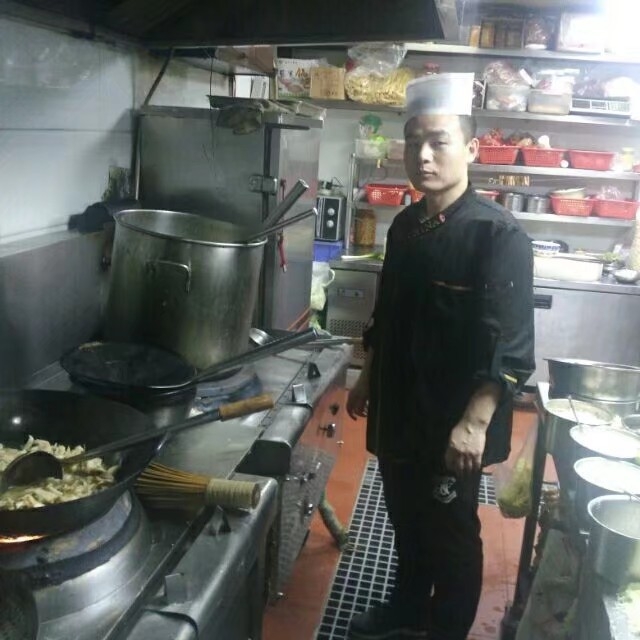 珍惜才配拥有的第一张照片--包头相亲服务中心