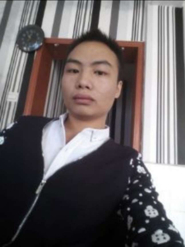 阿龙的第一张照片--包头相亲服务中心