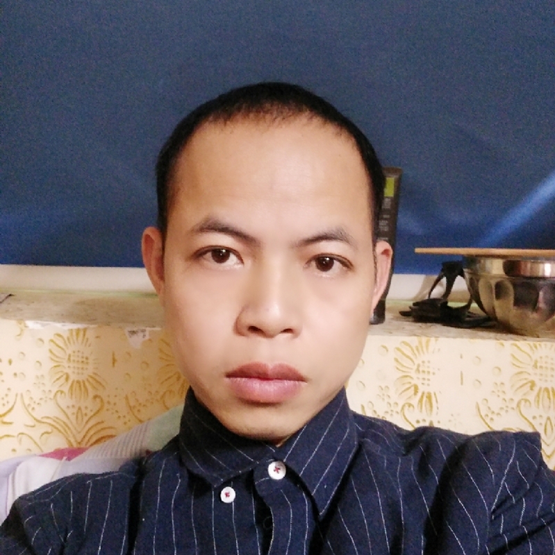 男儿当自强的第一张照片--包头相亲服务中心