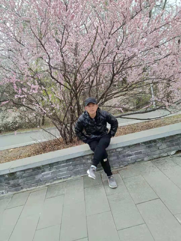 寻找幸福的第一张照片--包头相亲服务中心