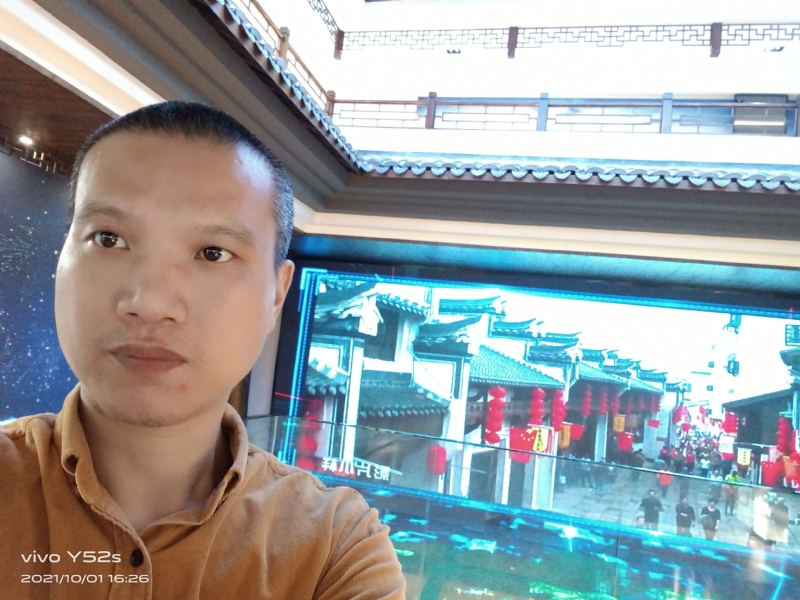 云中漫步的第一张照片--包头相亲服务中心