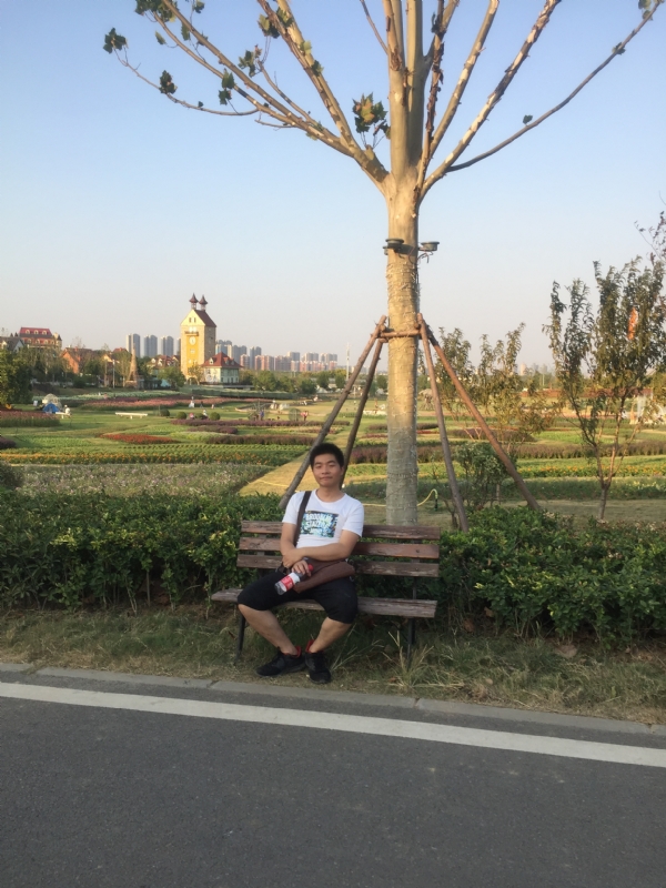 大鹏的第一张照片--包头相亲服务中心