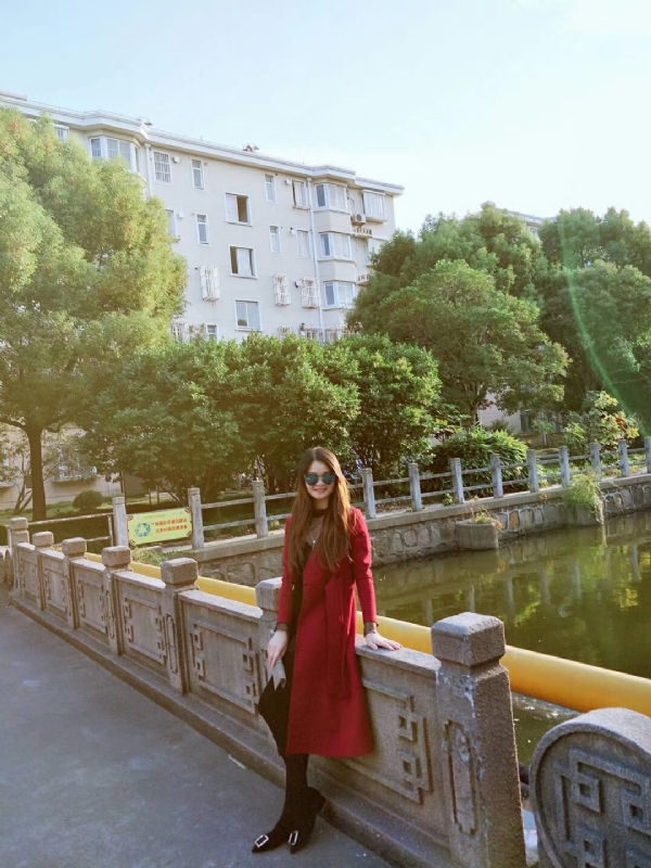 yaya的第一张照片--包头相亲服务中心