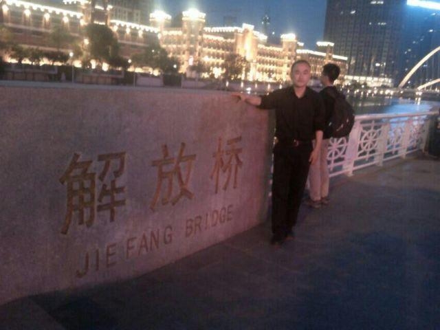 海阔天空的第一张照片--包头相亲服务中心