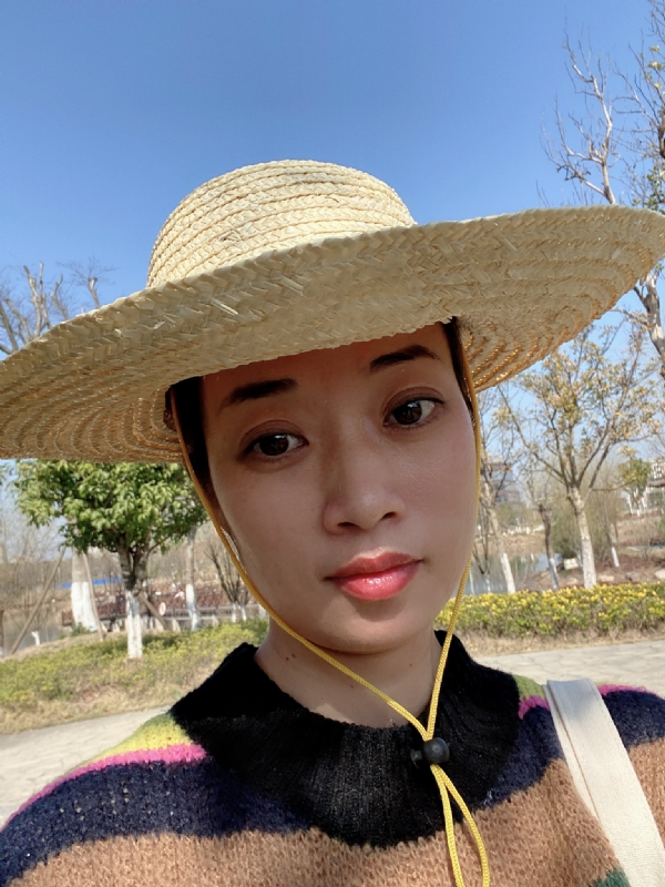 简单的第一张照片--包头相亲服务中心